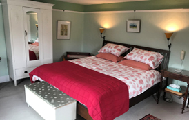 We have a variety of properties available over Easter to sleep from 2 - 10 people some welcome dogs too. All have picturesque walks from the door and are fantastic bases to explore the attractions in the area. Visit countryhideaways.co.uk/cottages - mailchi.mp/countryhideawa…