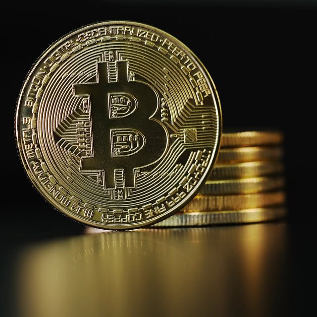 BowTiedSurfer's tweet image. &quot;As Bitcoin adoption continues to soar, it&apos;s clear that the future of finance will be decentralized, borderless, and open to everyone. #BitcoinAdoption #DecentralizedFinance #OpenFuture&quot;