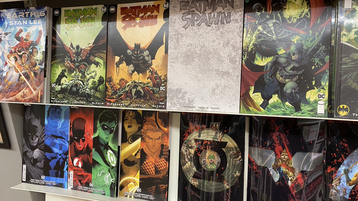 HiusepComic's tweet photo. ¿Ya habíamos dicho que han llegado cositas USA?
Batman/Spawn, Stan Lee’s Dc, Dawn of DC…
#somoscomicsants #comicusa #marvelcomics #dccomics #batman #spawn https://t.co/qN17JkPW4v