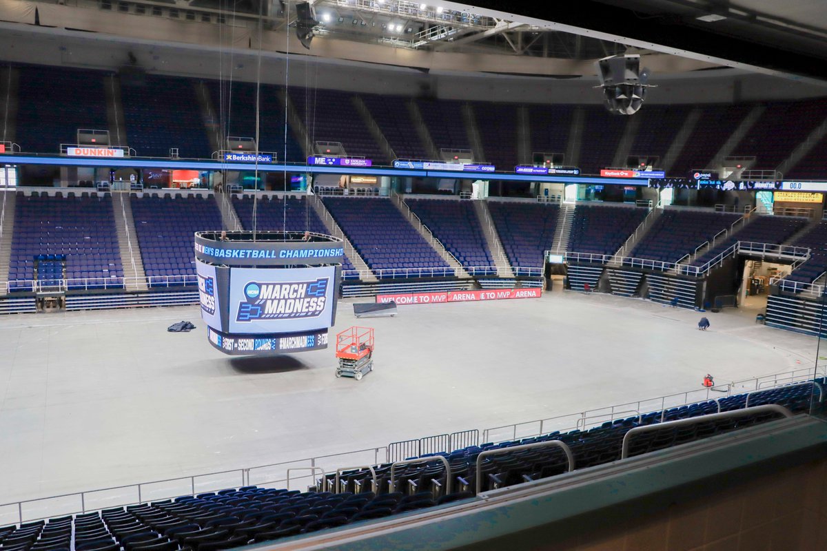 IanPickus's tweet image. On the eve of March Madness, I took a @WAMCRadio tour of @TheMVPArena, which hosts the NCAA men's hoops tourney next week for the first time in 20 years. The Albany County-owned venue has undergone millions of dollars in upgrades to land such events.
🏀📻
wamc.org/news/2023-03-0…