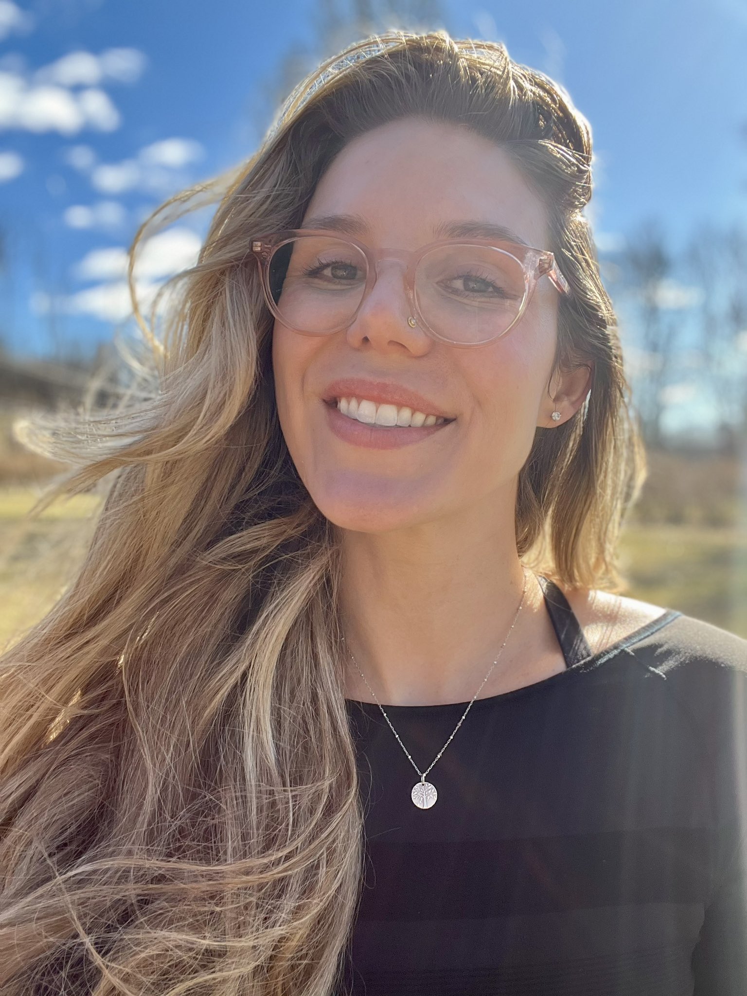 Nina (Top 1.5% OF) on Twitter: "Just a rare selfie because the sun was