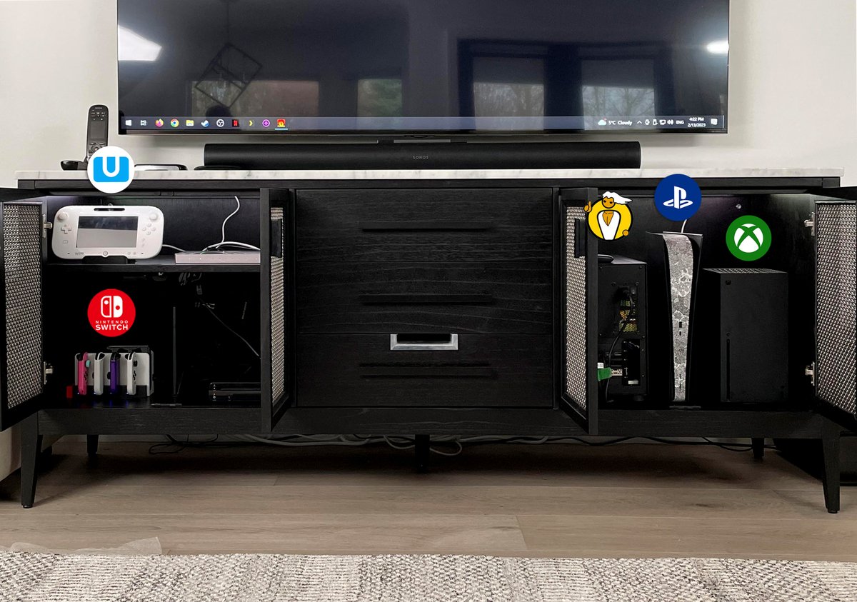 Linus Tech Tips tweet media