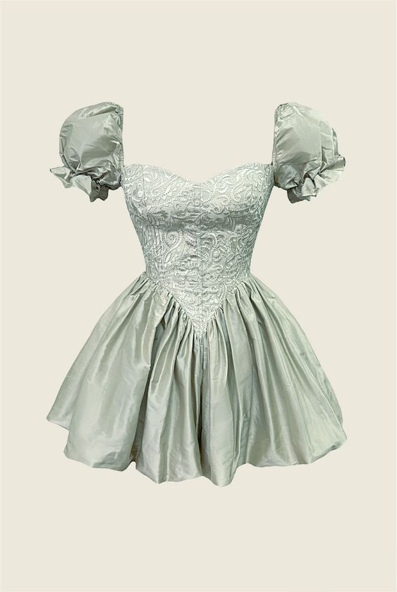 archivedlooks's tweet image. Duyguay Collection