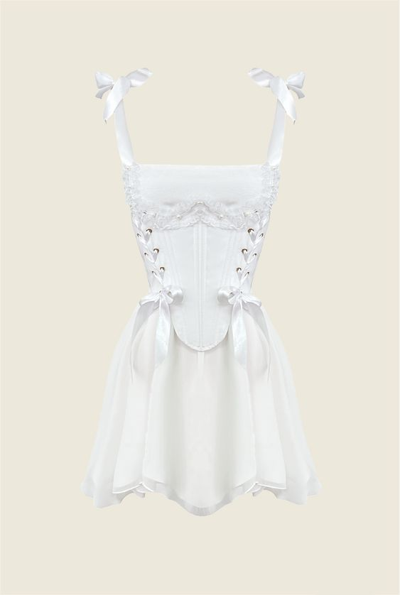 archivedlooks's tweet image. Duyguay Collection