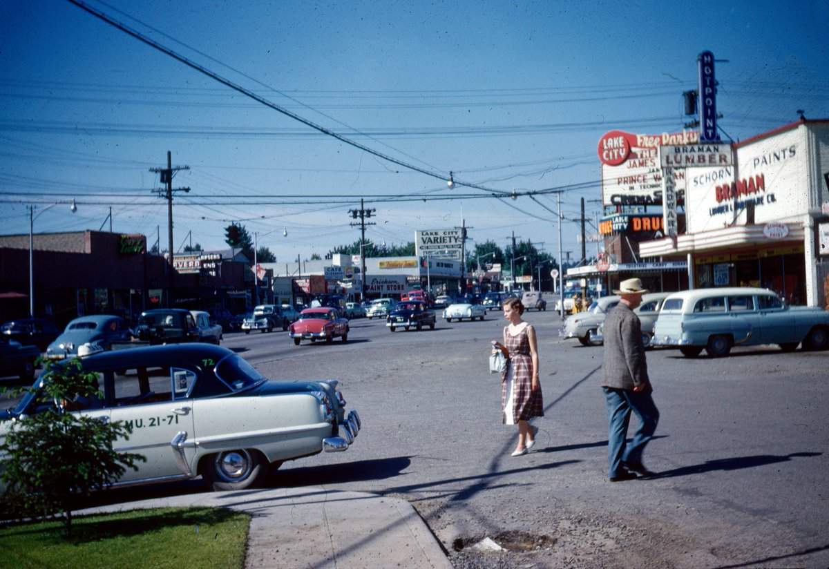 📸 Seattle, Lake City Way &amp; 125th Street, 1954  #kodak #colorslides #kodachrome #35mm © Seattle Municipal Archives