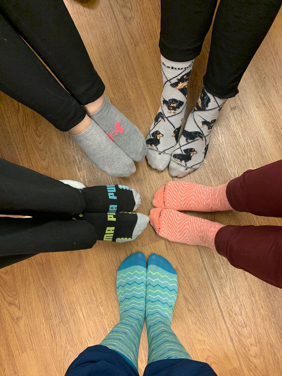 @NU_Nephrology #womeninnephrology sockscessfully treating patients with kidney disease! #sockittokidneydisease ❤️ my colleagues! @TrishaKPatelDO @fatmahnyamani @sam_saggese