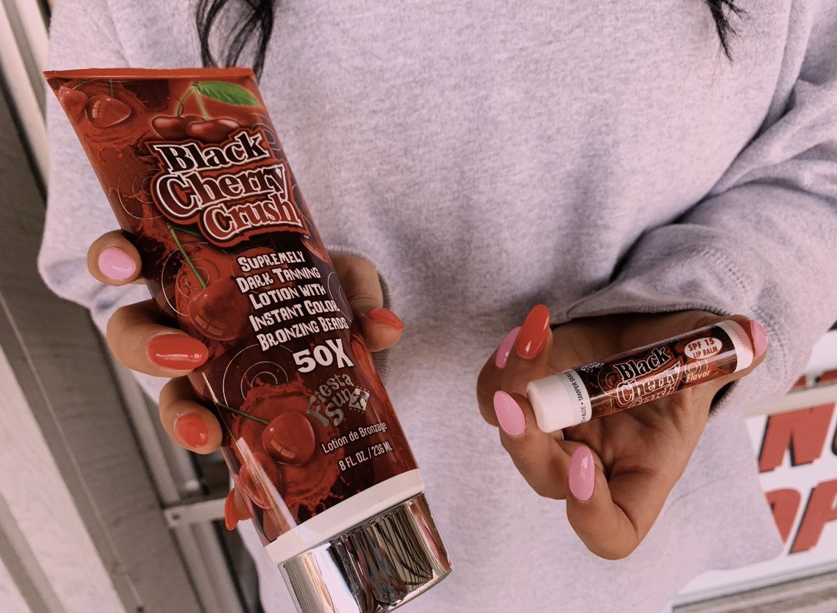 RadianceTanKy's tweet photo. Miss Haley with a couple of brand new lotions &amp; chapstick ☀️ Come see us today, as we just got a new shipment in! https://t.co/6TMjuaAr0D