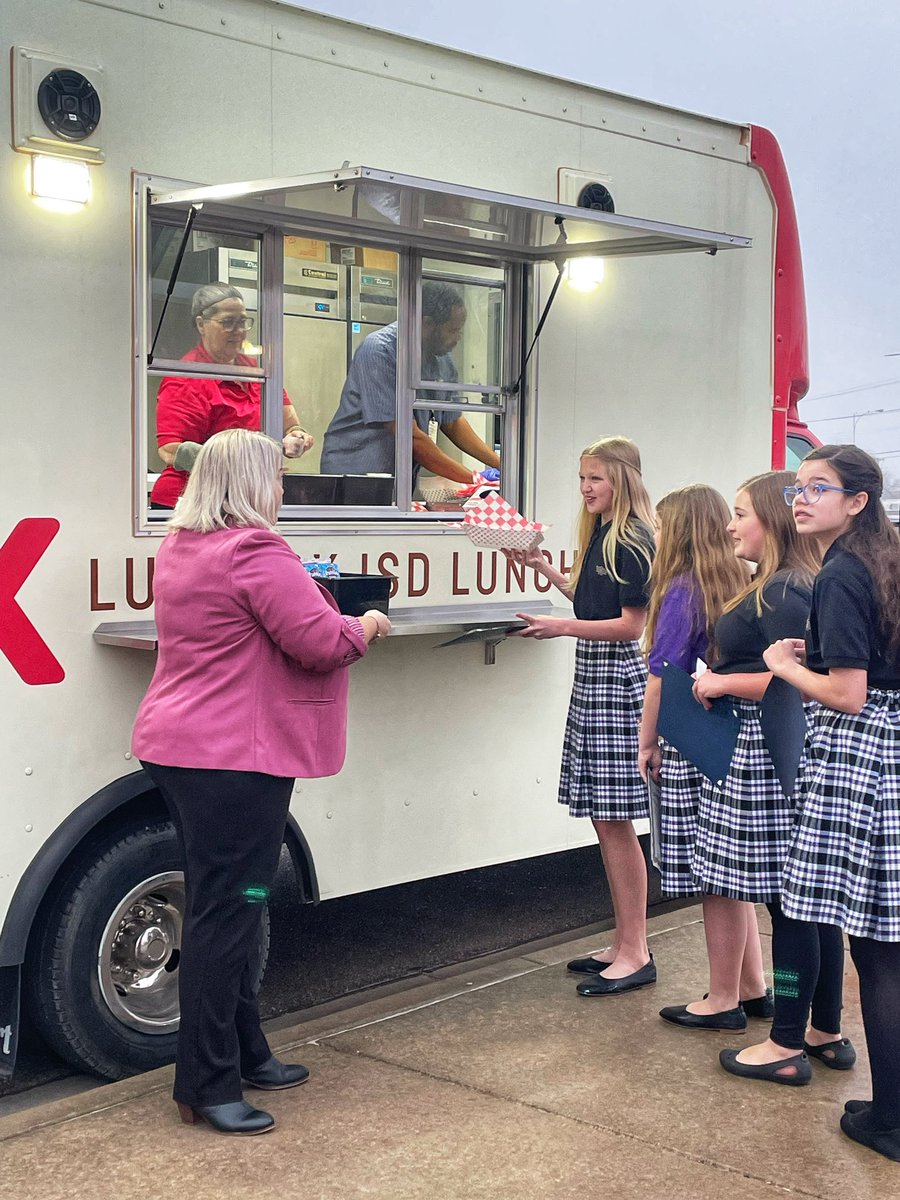 We had a wonderful time bringing out the LBX Food Truck to Lubbock ISD central office this morning! We served a delicious breakfast to the State Qualifying Destination Imagination teams, Academic Decathlon teams and Board of Trustees during this morning board meeting!