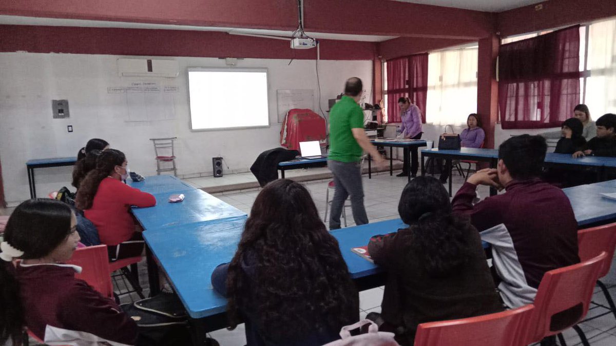 El día de hoy se visitó la secundaria Técnica #82 en el Higueral, impactando a 91 alumnos con el tema de 'Asertividad y Proyecto de Vida'
#CEPTCA #EstamosTransformando #TransformandoJuntos #Sinaloa #UNEMECAPA #Adicciones #LineadelaVida #Prevención