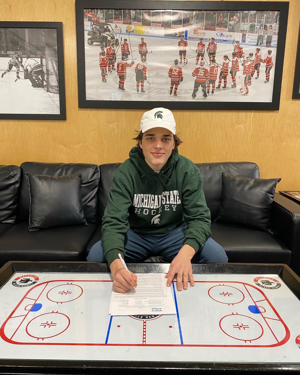 Let’s go <a href="/MSU_Hockey/">Michigan State Hockey</a> ! #sparty