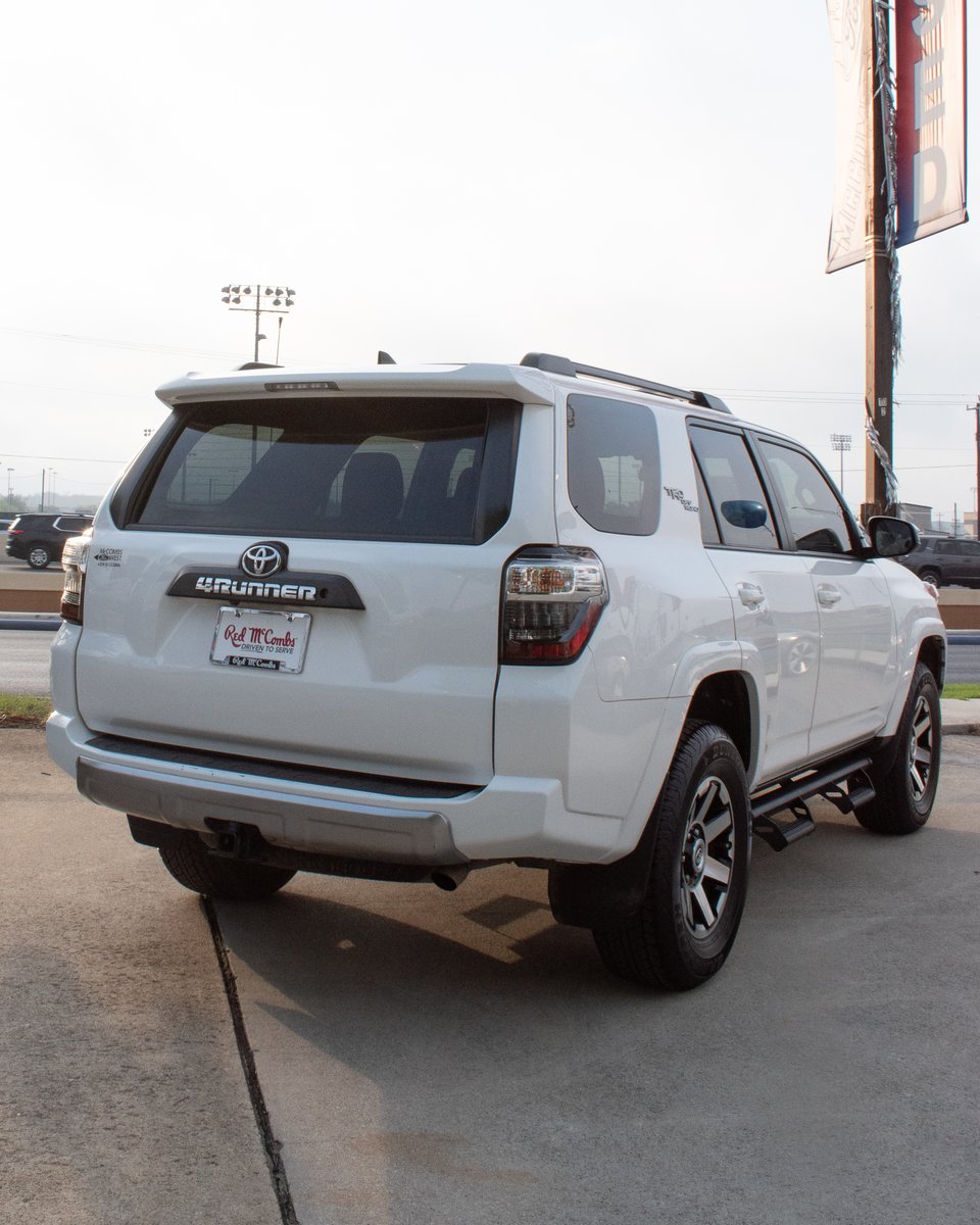 2020 Toyota 4-Runner SR5
Stock: 930037AA
.
🗺️7575 Culebra Rd, San Antonio, TX 78251
☎️(855)579-3865
View our inventory here: bit.ly/3E23qeM
.
#4runner #trd #toyota4runner #trd4runner #offroad #offroading #overlanding #toyota4runner #toyotatrd #trdoffroad