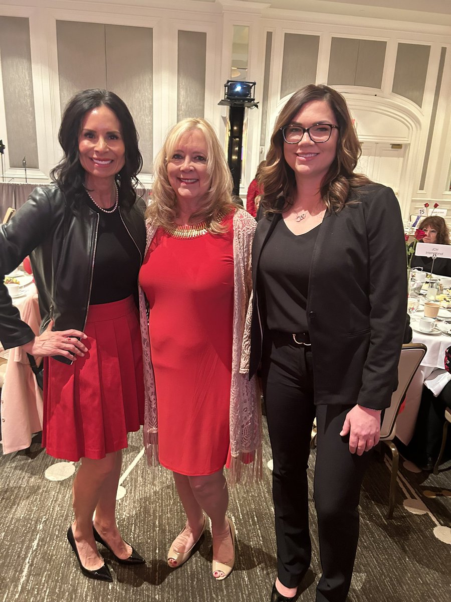 jenpbradley's tweet photo. Inspiring luncheon! @ahanevafa #LVGoRed @KTNV https://t.co/xQrc4NCAM4