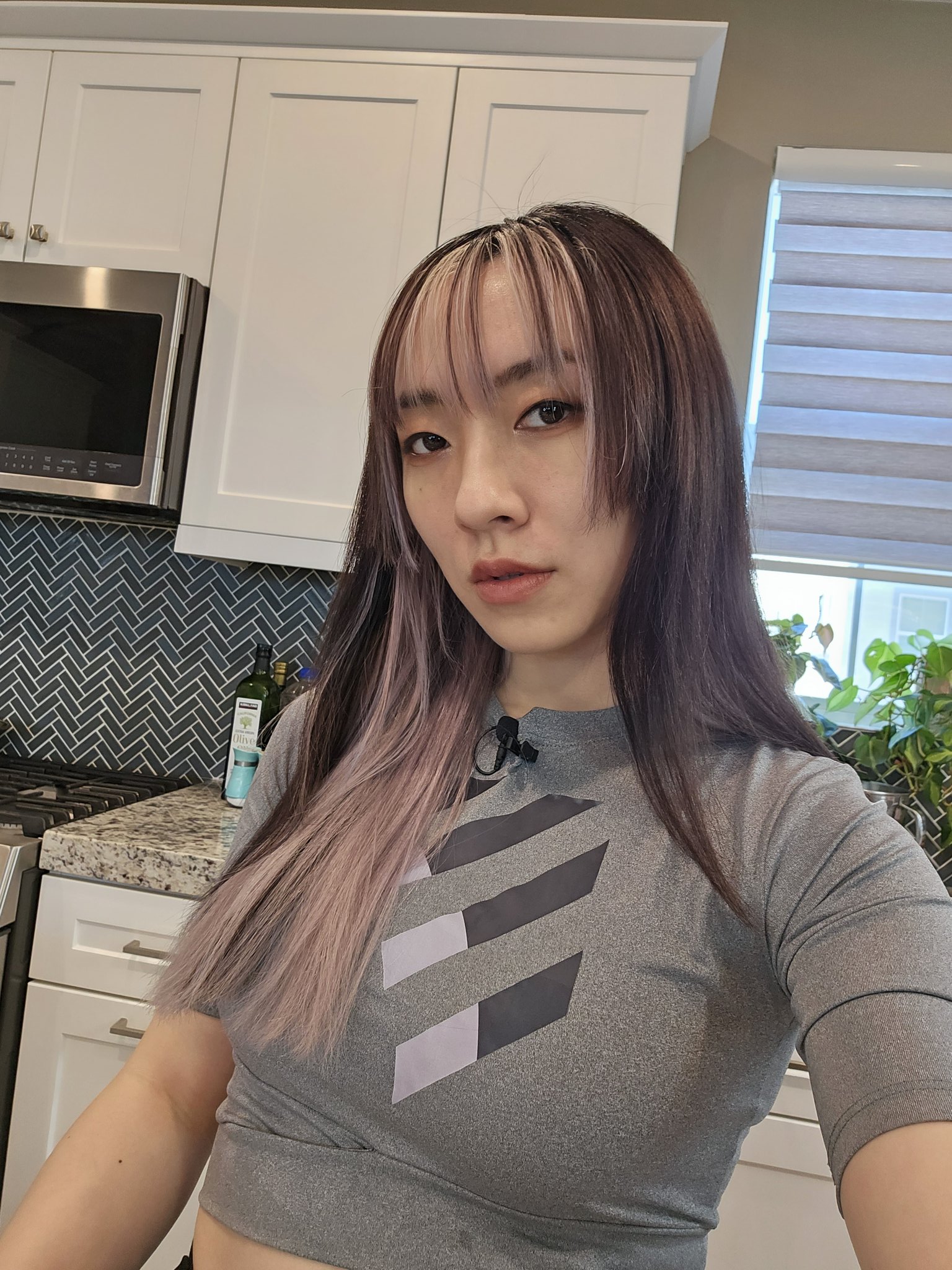 TW Pornstars - 1 pic. Stella Chuu. Twitter. Baking cookies on. 8:12 PM