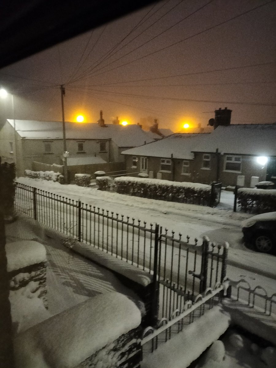 When you're meant to be pissing yourself at a <a href="/jimjefferies/">jim jefferies</a> gig 🫣 #FuckinSnow