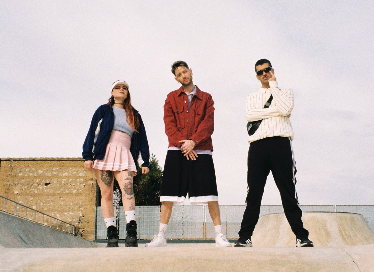 FALLA❗️

🔥JA DISPONIBLE en Youtube: youtu.be/yw85mm7PAjw 🔥

A les 00h en TOTES LES PLATAFORMES!

🎥Un clip de <a href="/tresdeumedia/">Tresdeu Media</a> i <a href="/cactustroop/">CACTUS✖️</a> !

📀Producció musical: <a href="/AtomicStudio75/">Atomic Studio</a>