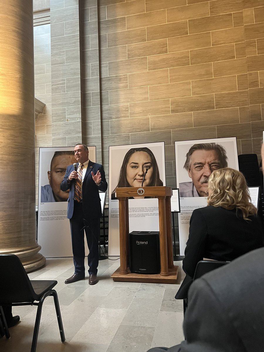 Really appreciate @LtGovMikeKehoe  paving the way for ‘The Art of Being Me’ to be displayed in the capitol. Thanks to @BurrellCenter for their continued work around tackling mental health stigma! #moleg