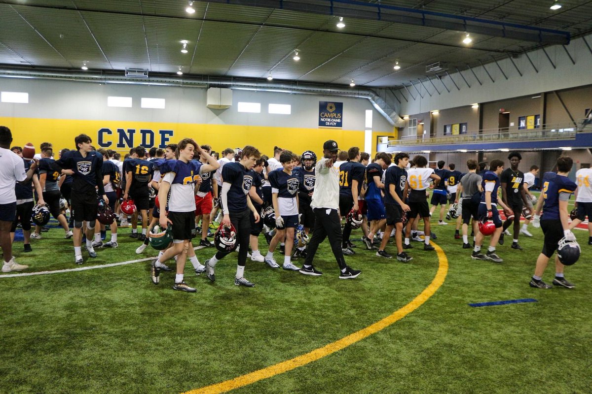 So 👩🏻‍💻🏈 tweet media