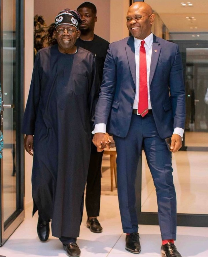 siredecent's tweet photo. I love this association. The President Elect, Bola Ahmed Tinubu will for sure work with technocrats in building the economy of the Nation. Business tycoons, Dangote & Otedola already visited. Yesterday, Asiwaju paid a visit to Tony Elumelu.
#RebelUnit https://t.co/7CppBXFp5X
