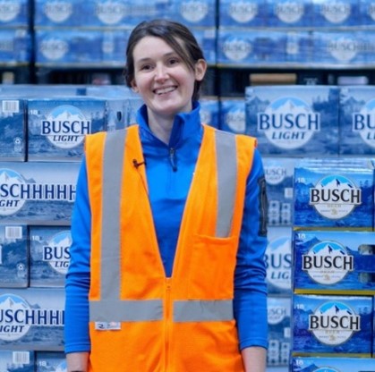 abrewedinterest's tweet photo. Today on #InternationalWomensDay and every day, I am proud to work for a company like A-B that recognizes the female employees that make us great. Thanks to their leadership and hard work, we’re able to lead our industry while brewing a #FutureWithMoreCheers for everyone. https://t.co/KNSNjh0Tm3
