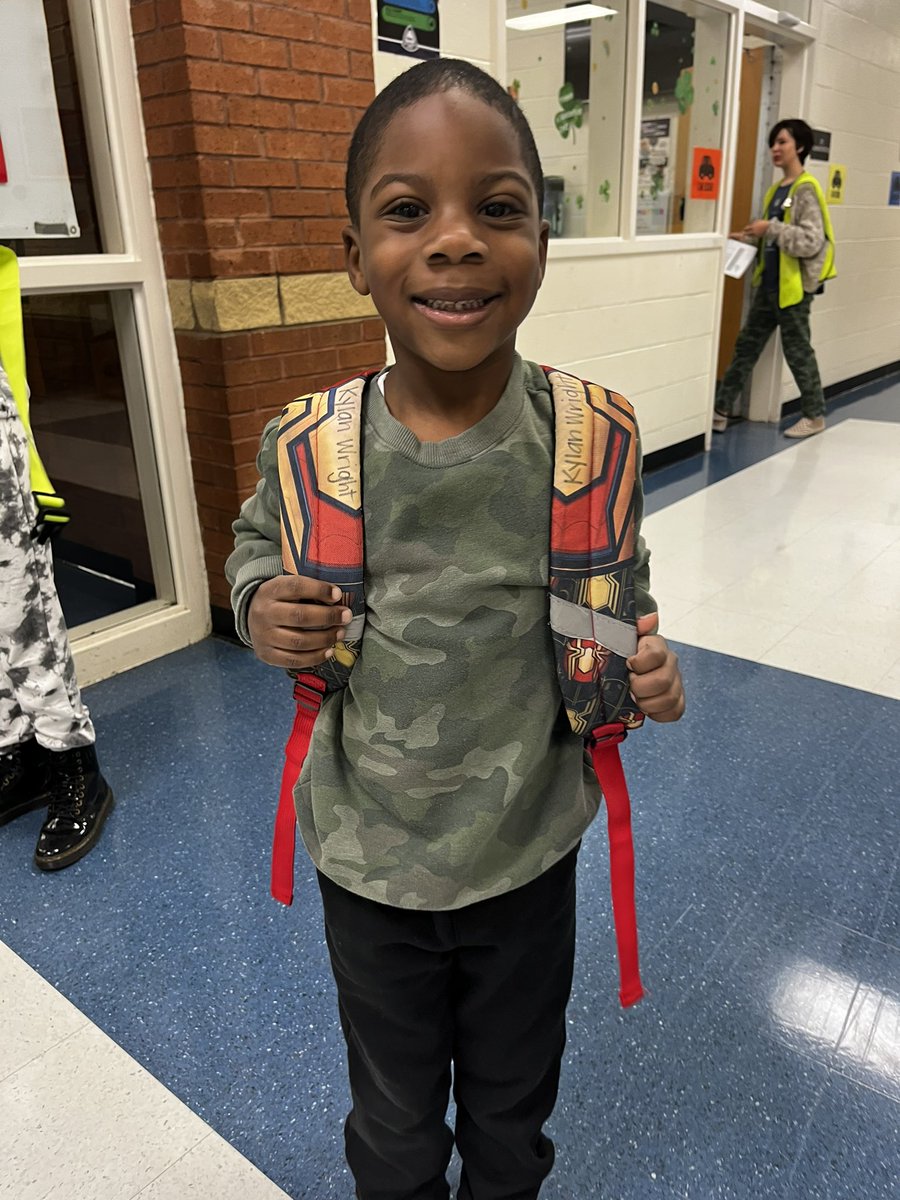 MtCarmelES_HCS's tweet photo. Today our Mustangs ”did not camouflage their gifts” in support of #ESEWEEK_HCS! #MustangsRock #CommunityBuilders #YouBelongInHenry #HCSStrategicPlan #ExpectExceptionalHCS @iammrsbolds @AntonioMattox2 @drattenyascott @medianikkiadams @HenryCountyBOE https://t.co/TNc47MHbMX