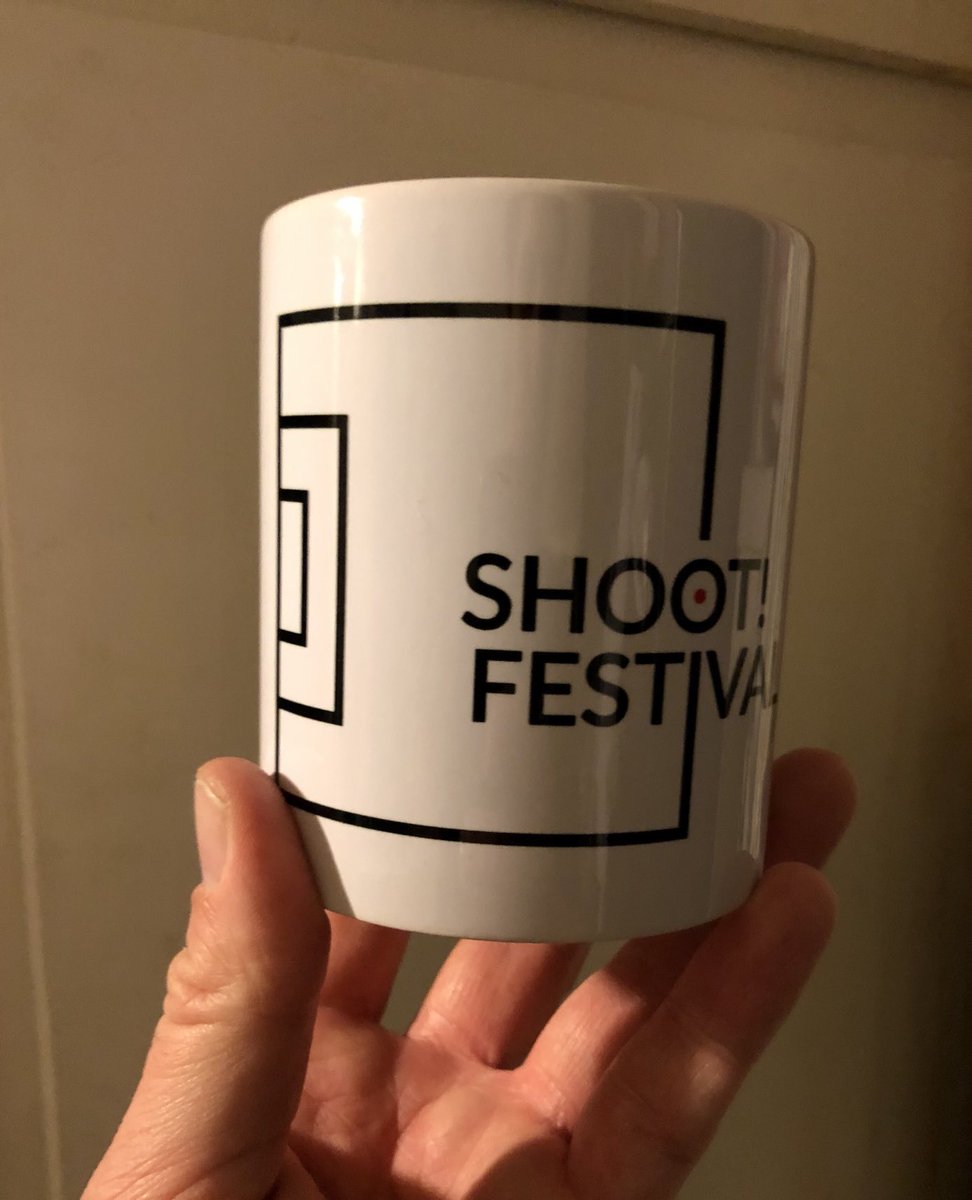 JonasVillumsen's tweet photo. Kæmpe fornøjelse at læse op til ⁦⁦@shootfilmfest⁩ i Husets Biograf, denne aften. På søndag gør jeg det igen til den (igen) udsolgte fremvisning af ‘De smukkeste i København’. Der er dog også mange andre spændende film på plakaten - se selv: https://t.co/6ayV31e8M9 https://t.co/mTHWQ8LYr6