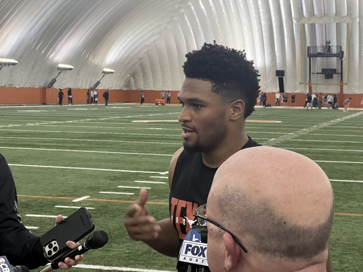 MikeRoach247's tweet photo. Roschon Johnson speaking with media following #TexasProDay https://t.co/PjLv77EEj6