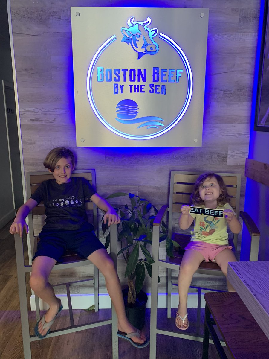 Boston Beef By the Sea’s Cheesesteak is fire 🔥 10/10. Lisa is one mean cook. Oh yeah, I burnt the sh*t out of my mouth. <a href="/bostonbeaman/">Be A Man</a>