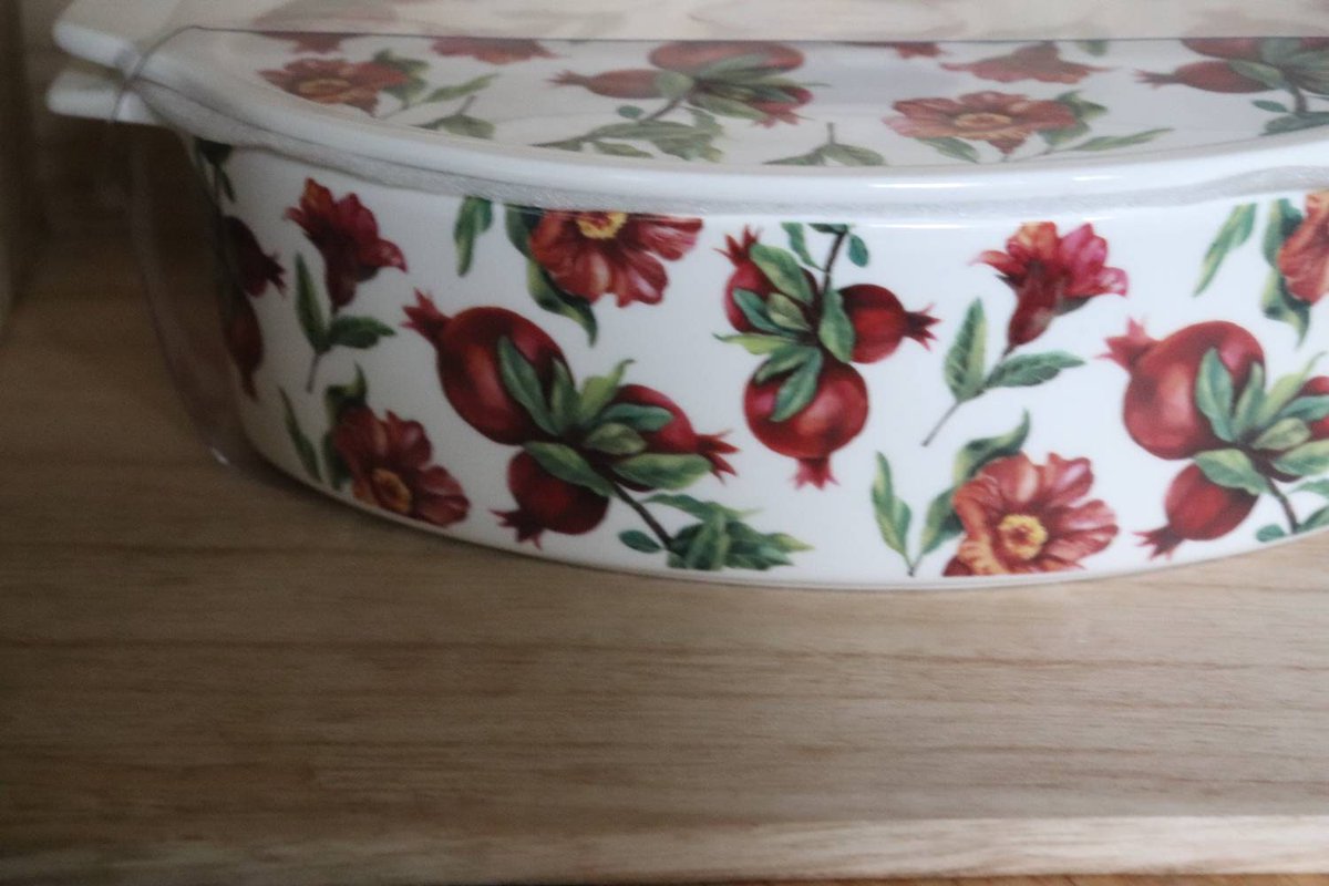 Aichasstore2020's tweet photo. #dinnerware #ceramic dinnerware, stoneware casserole pot, ceramic dinnerware set, dinnerware serving dish, gift for her, 2 Qt. Ceramic Casserole with Lid,
https://t.co/u3xIXAYVe4 https://t.co/tufYae8YuH