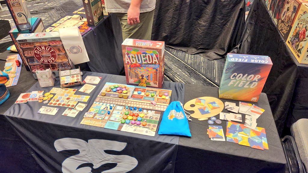 CohortVIIIGames's tweet image. Last chance to get in on 3 great new games from @25thCG! Ends tonight! We had fun playing #ColorField with designer @gamesbymondo at #TantrumCon2023! #Agueda &amp;amp; #DonutShop look fun too. You can back individual or bundle with KS exclusive promos &amp;amp; upgrades. Link in comments.