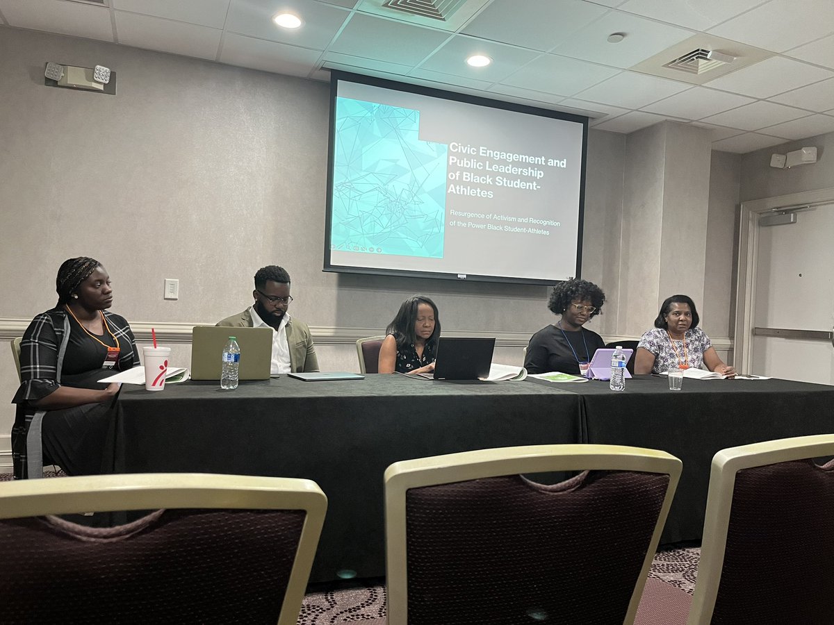 Enjoyed hearing my Gator colleagues present their excellent scholarship on Black politics in the South here at #NCOBPS2023 . We have AWESOME stuff going on at @UFPoliSci .