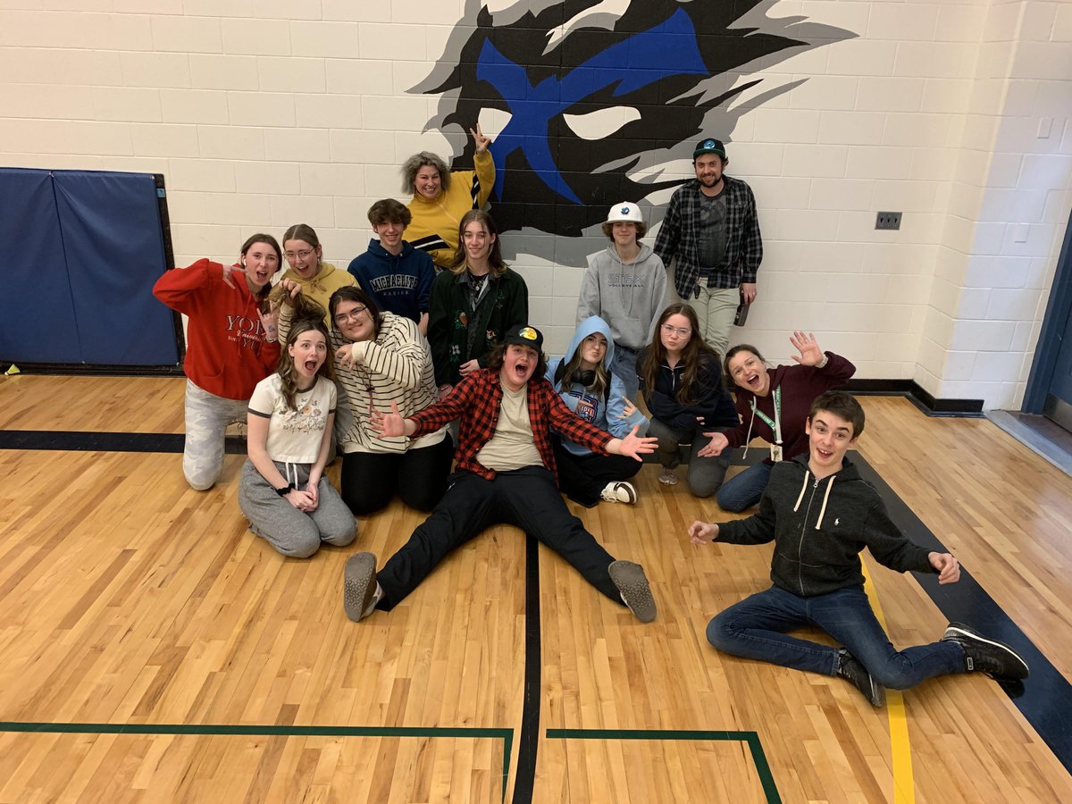 Je suis tellement fier de notre conseil des élèves, encore une fois, aujourd'hui. En collaboration avec <a href="/laFESFO/">FESFO</a> , ils ont animé une activité géniale à nos élèves de la septième année <a href="/ESCStFXavier/">École secondaire catholique Saint-François-Xavier</a>