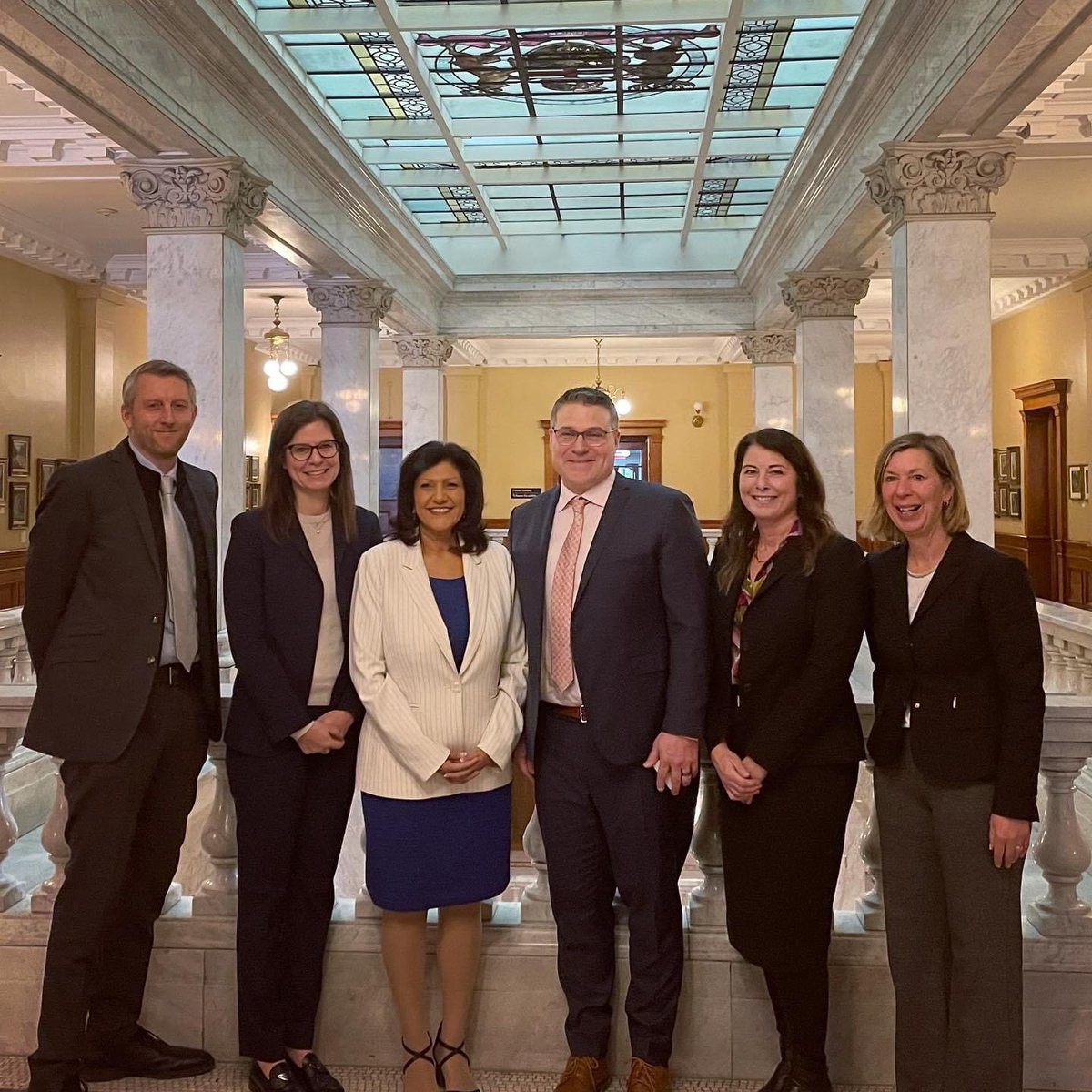 ninatangri's tweet photo. Thank you to @innovativemeds for coming out to #QueensPark to discuss how #Ontario has a strong track record of life sciences innovation, including medical devices, emerging biotechnology, and hear about the innovative research and development happening in this province https://t.co/8DBlR8xsXp
