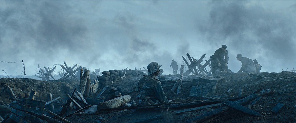 3bo9x1's tweet photo. توقعت أن هالفيلم بينتهي مع نهايته، لكن ما توقعت أثره يدوم حتى بعد نهايته all quiet on the western front https://t.co/1kD5X1zDwm