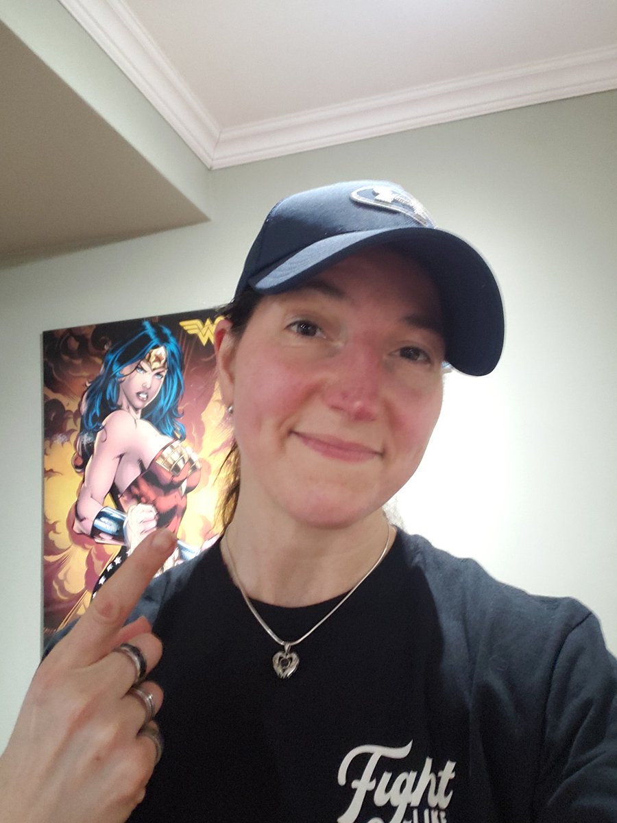 SherriStacey's tweet photo. @ShaunT Just finished the t25 Gamma speed 3.0. Still kicks my ass and i love it. Thanks Shaun!!😁💪🙏 https://t.co/cFdcH3Koau