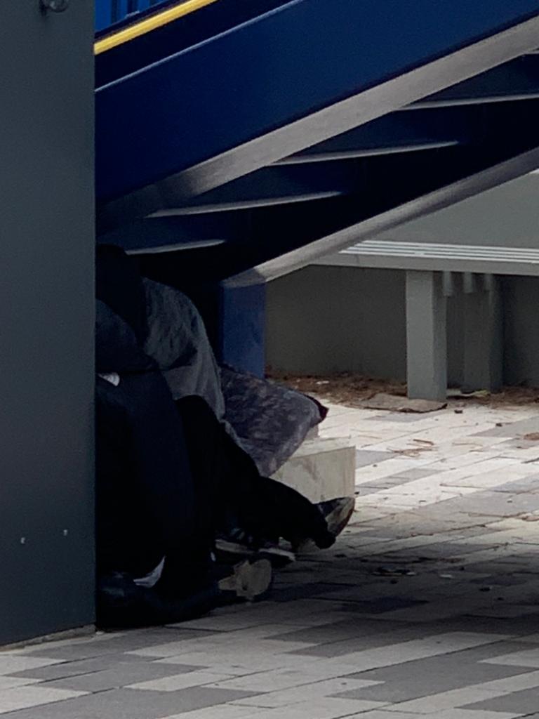 niallpoconnor's tweet photo. @JM4NorwoodGreen are you aware the bridge you came to open in southall is now being used for drug dealing only several weeks after you were taking pictures on it for the newspapers? I’m not sure council money should be spent on giving a safe place to sell drugs. https://t.co/SH4C5BOD8E
