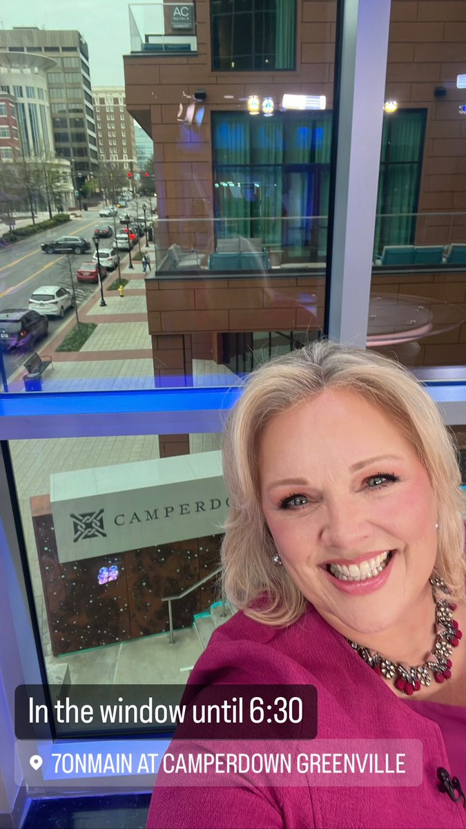 TVAmy's tweet photo. In the window until 6:30
#7OnMain https://t.co/rnwOMvgiwI