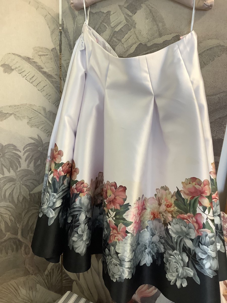 applebypreloved's tweet photo. New in lots of Ted Baker. Various sizes and styles now in . #tedbaker #appleby #applebypreloved why pay more 🎈 https://t.co/bk9o3kHSZO
