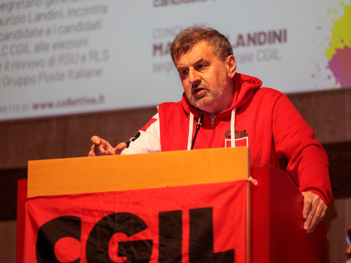 SlcCgil's tweet photo. 🟥 RSU/RLS @PosteNews: in vista delle elezioni del 28-29 marzo, il segretario generale @cgilnazionale Maurizio Landini incontra i candidati e le candidate SLC CGIL 👉 https://t.co/o1kACJh5JK https://t.co/dwXvUo4GyS