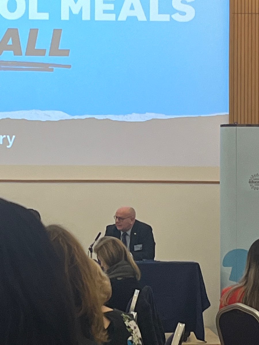 e_boylan1's tweet photo. #FreeSchoolMealsForAll Conference @EddieCrouch talking on behalf of @TheBDA about the importance of free schools meals for all and oral health https://t.co/nGu2uBtuqh