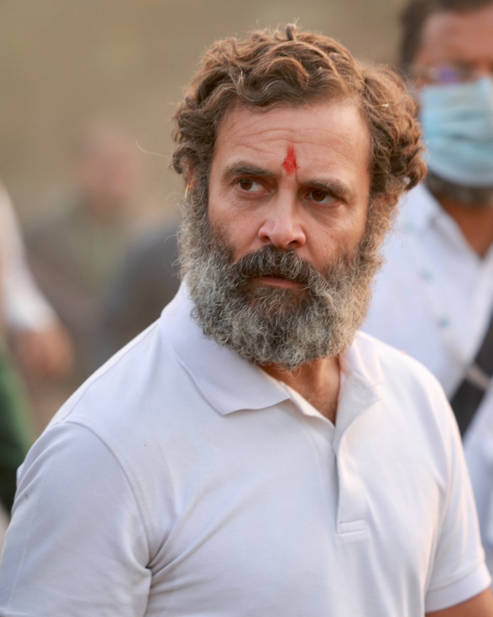 sahityasrijan's tweet photo. हम पे इलजाम ये है , चोर को क्यूँ चोर कहा 
क्यूँ सही बात कही, काहे न कुछ और कहा 

~ मजरूह सुलतानपुरी https://t.co/1op1AdtpuY
