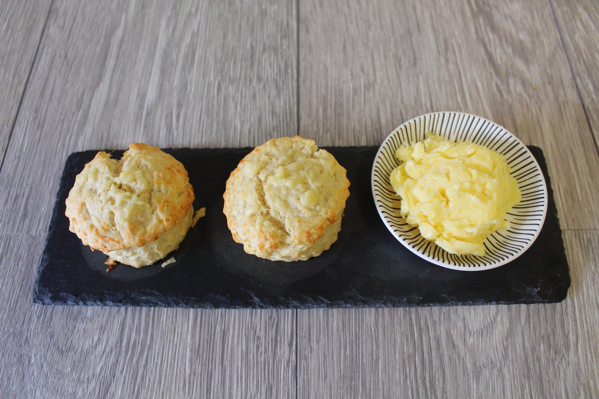 StephMKnight's tweet photo. We have now started the Dairy topic in Year 10. The first practical is making homemade butter and using the butter and buttermilk to make cheese scones, alongside roasting garlic and making garlic butter to serve with them! A great job by Year 10 👏🏼 Delicious aromas 😍 https://t.co/gfKs9zDZAg