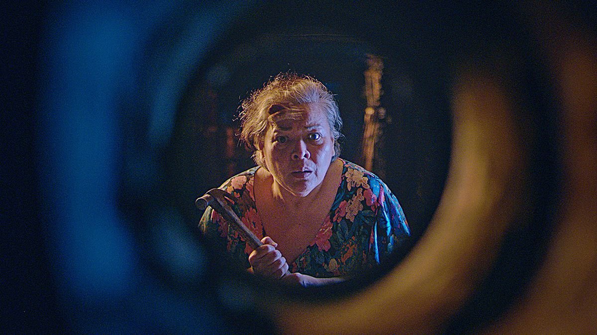 denielemein's tweet photo. in celebration of women’s history month, here’s a thread of female-directed Filipino films:

• moral (marilou diaz abaya, 1982)
• leonor will never die (martika ramirez escobar, 2022)
• oda sa wala (dwein baltazar, 2018)
• never not love you (antoinette jadaone, 2018) https://t.co/a2rZoTLQDh