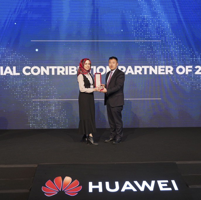 Huawei'nin düzenlemiş olduğu Türkiye Ecosystem Partner Summit 2023 konferansında Netcom, 2022 Özel Katkı Ortağı Ödülü ile onurlandırıldı. Bize güvenen tüm müşterilerimize ve ekip arkadaşlarımıza sonsuz teşekkür ediyoruz...
