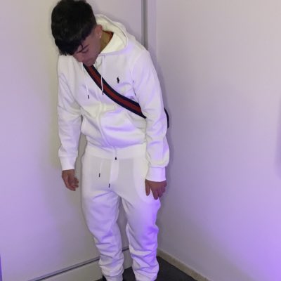 milleiro_'s tweet photo. #NuevaFotoDePerfil https://t.co/bU28Y4CZgT