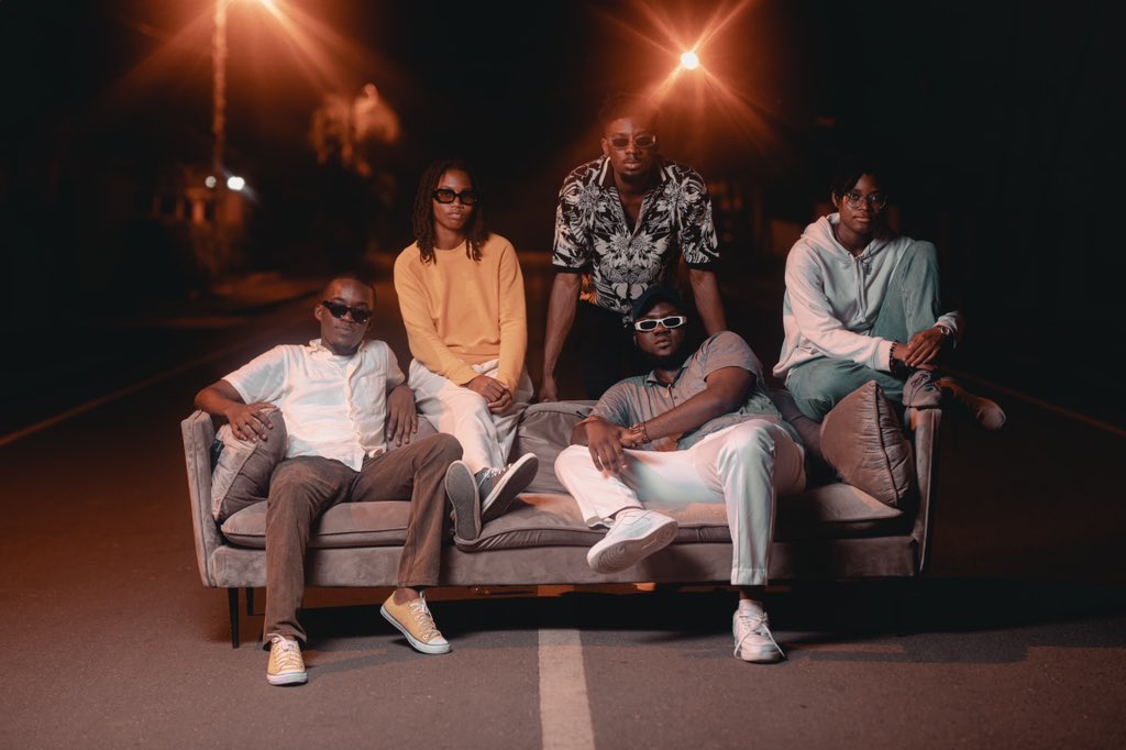 NanaKojoMula's tweet photo. For @playonamc I talk about @99PHACES new project #SWMAT 

✍️: Life, Adulting &amp; Bonding: 99Phaces Made A Tape

🔗: https://t.co/cnpgbRPXZg https://t.co/92FYDE9HKk