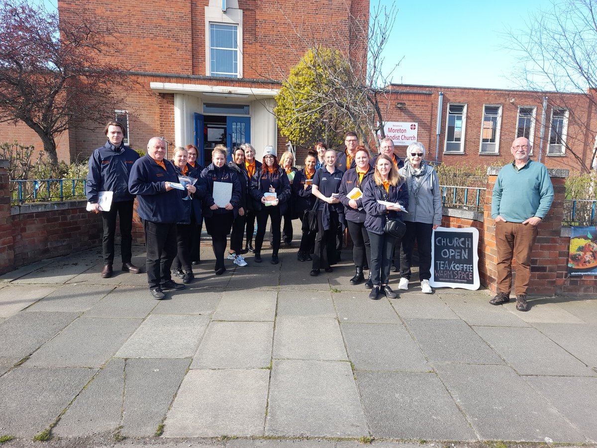 INVOLVENW's tweet photo. Our Connect Us project hosted a community door knock on Wednesday in the Moreton area! 🙌

Total number of doors knocked: 362
Total number of doors answered: 90
Total number of ‘Good Neighbour’ stickers issued: 52
Total number of #Spare5 conversations had: 47

(1/3) https://t.co/Fk4OSuPMiC