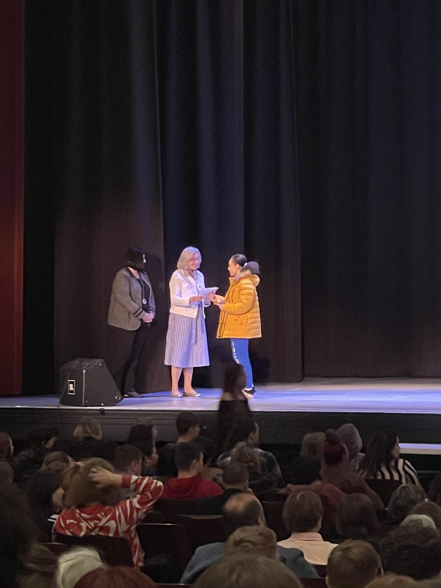 FoxfireK12's tweet photo. Congratulations to Foxfire Student Lola Barnett! She was the recipient of the Mary Helen Straker Cash Award! She wrote an excellent essay that was entered into a pool of winners for the grand prize! https://t.co/sRpJQKOQGi