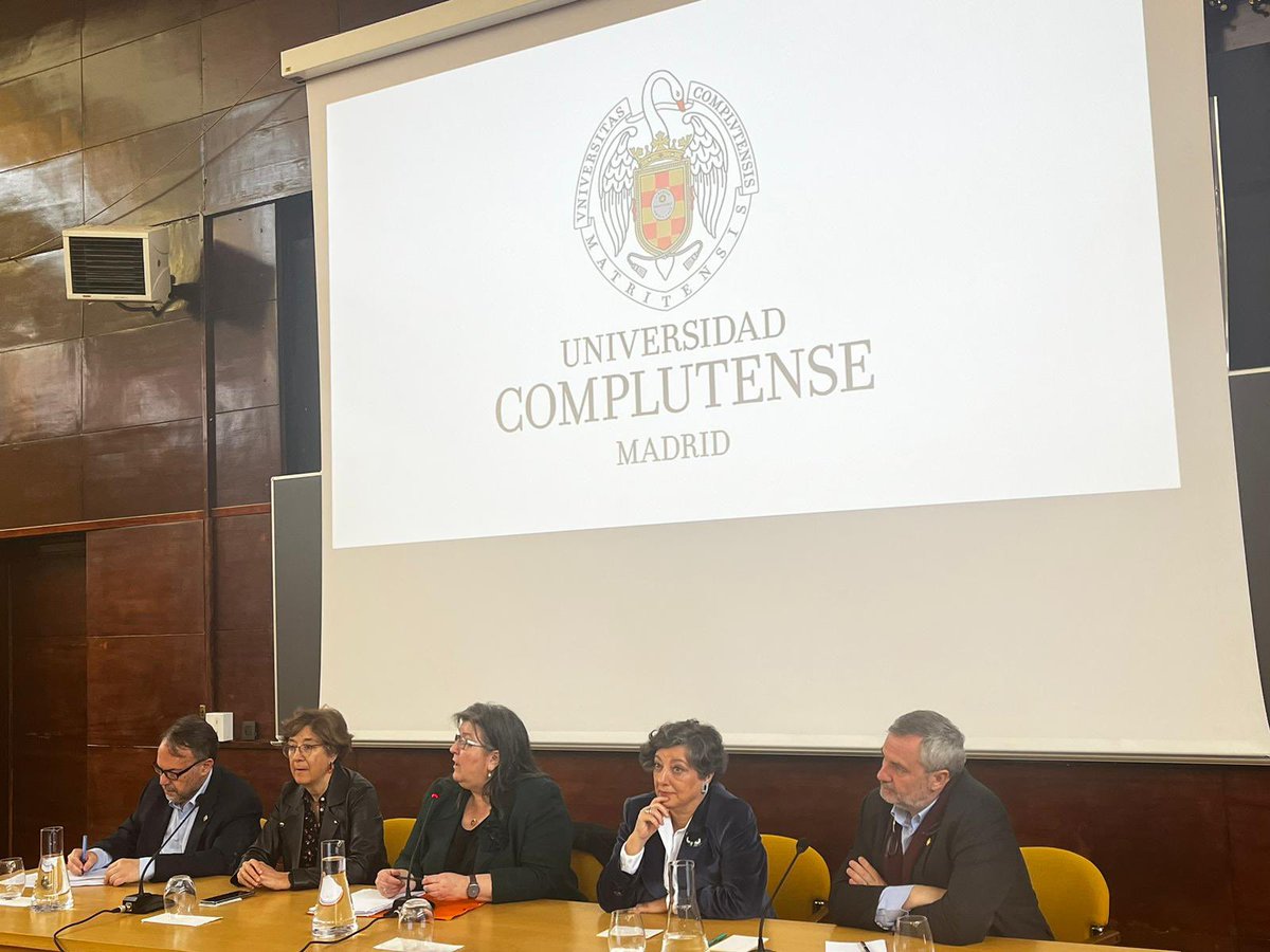 Muchas gracias a los/as que habéis acudido al acto de hoy y a todas/os las/os que habéis estado en el streaming de Instagram! Transparencia, compromiso y cambio 🤝🏻
Nos vemos el miércoles en las urnas 🗳️ 
#CompromisoComplutense #PrimeraRectoraUCM