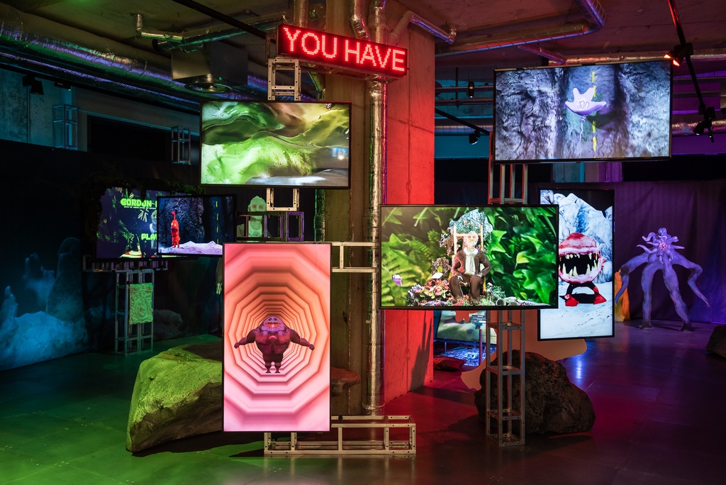 arebyte's tweet photo. TOMORROW 5-6PM! 🐙🐙
Join arebyte curator @_rebecca.edwards and artist @abesugarman for a tour of the ROCK BOTTOM exhibition.
👉The event is free - Sign up now through the link in bio! 🔗
📍arebyte Gallery, E14 0LG
📆 25 March 5-6 PM
📸 Max Colson
#Queertime #gaming https://t.co/uQpjamG7O4