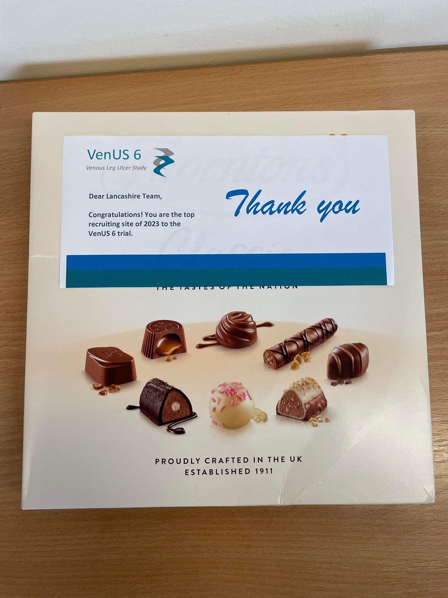 _kmorgan1_'s tweet photo. Huge thank you to all @VenUS_6 for the chocolates!!! What a lovely treat for our amazing team who are excelling with recruitment #superproudPI #collaboration @gemstuart1 @kathrynw54 @_kpalmer_ @LSCFTResearch https://t.co/0yJaUccRtQ
